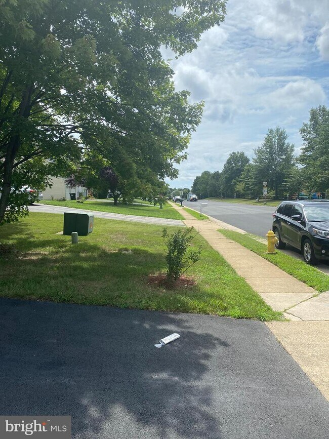 Building Photo - 12971 Queen Chapel Rd