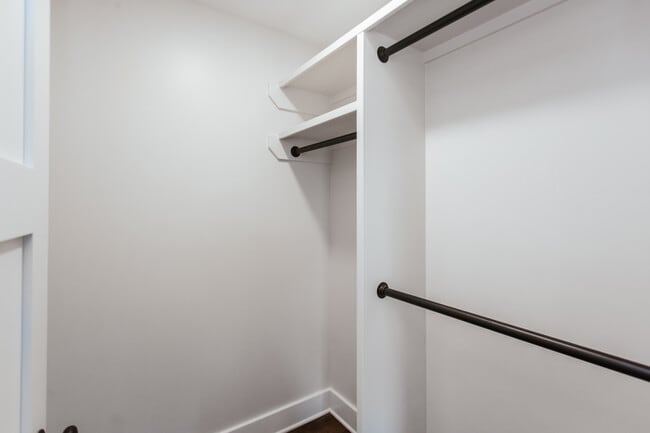 Building Photo - 132 Flint St