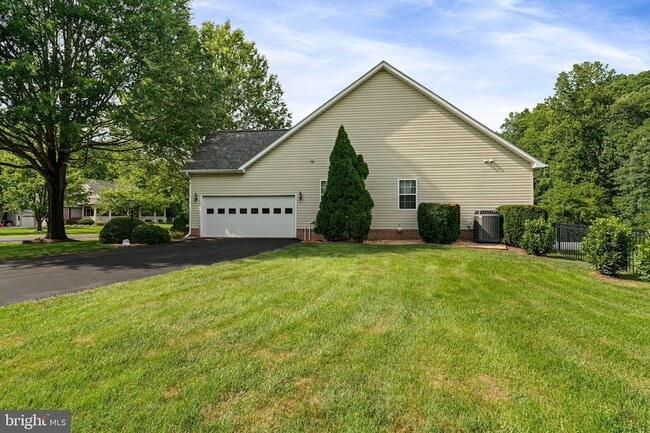 Building Photo - 61 Kirby Ln