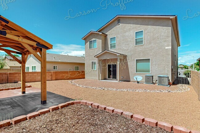 Building Photo - 1038 Desert Sunflower Dr NE