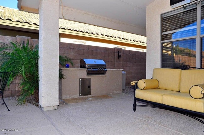 Building Photo - 3713 E Monona Dr