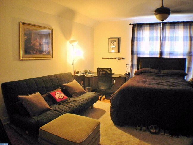 Building Photo - Beautiful 2 Bedroom Available in Manayunk