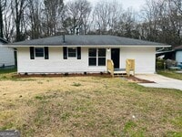 Building Photo - 2049 Phillips Dr SE