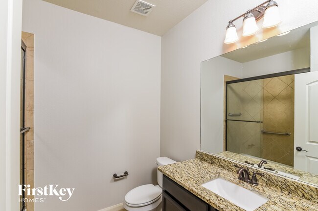 Building Photo - 12708 Shoreline Dr