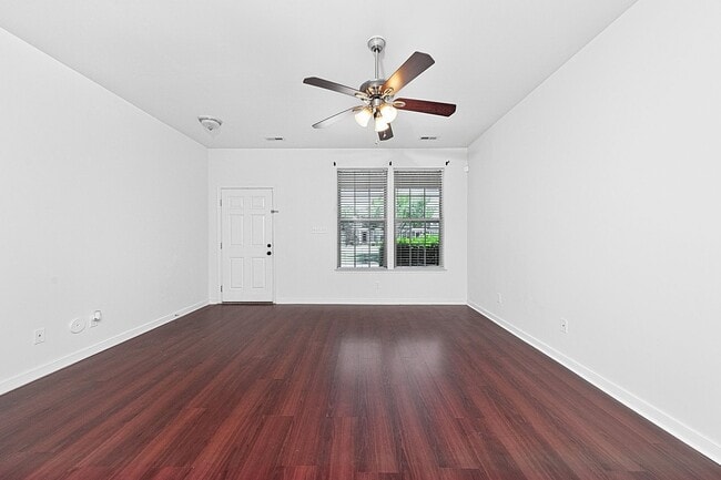 Building Photo - 3129 Weathers Blvd