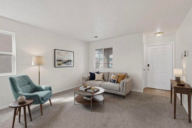 Building Photo - 8300 Bluffs Edge Pl NW