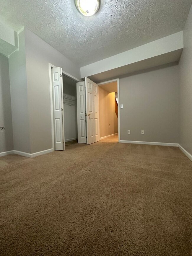 Building Photo - 3332 Yellow Sulphur Rd