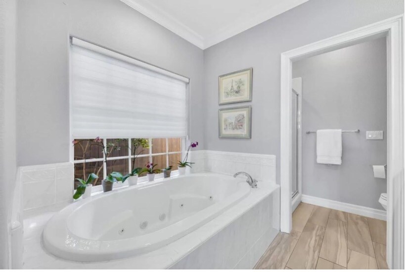 Master Bathroom - 9186 Quail Brook Cir