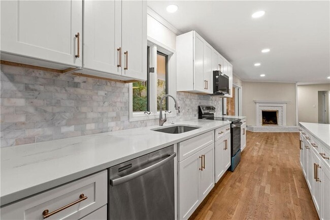Building Photo - 6511 Vernon Woods Dr NE