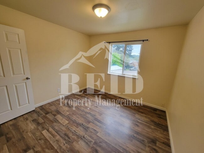 Building Photo - 4114 McCall Blvd W