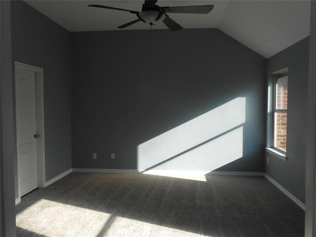 Building Photo - 492 Northbrook Ave