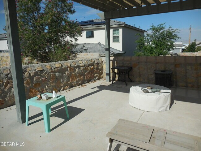 Building Photo - 12808 Epsom Dr