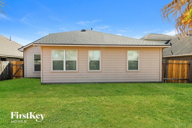 Building Photo - 18511 Royal Mist Ln