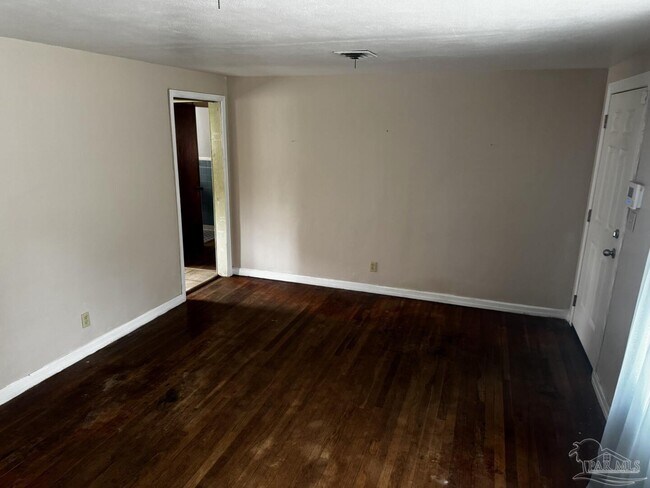 Building Photo - 119 Lenox Pkwy