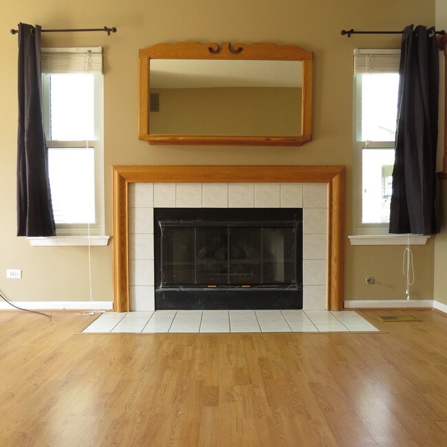 Building Photo - 2530 Warm Springs Ln