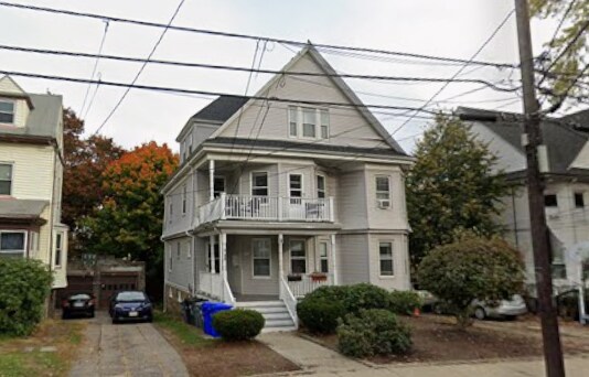 Building Photo - 140 Brooks St