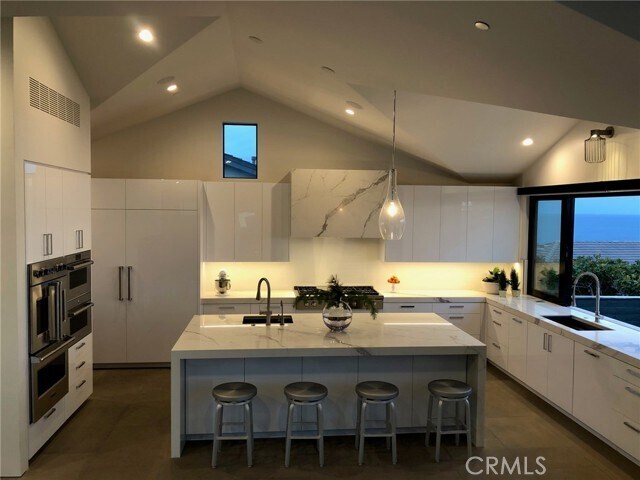 Building Photo - 809 Emerald Bay