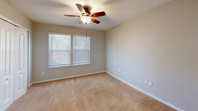 Building Photo - 15790 Whitebark Dr