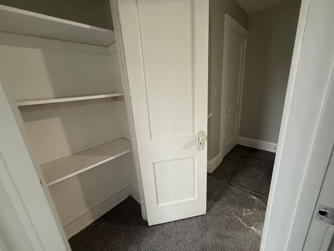 Building Photo - 95 Ellenwood Ave