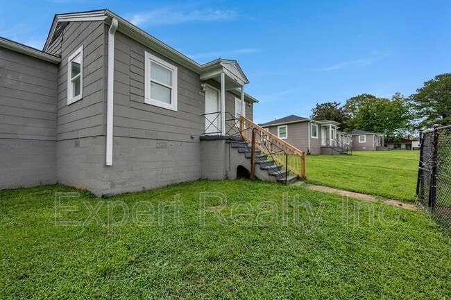 Building Photo - 5712 Monte Sano Dr