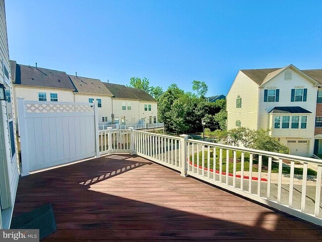 Building Photo - 9407 ASTON Vlg