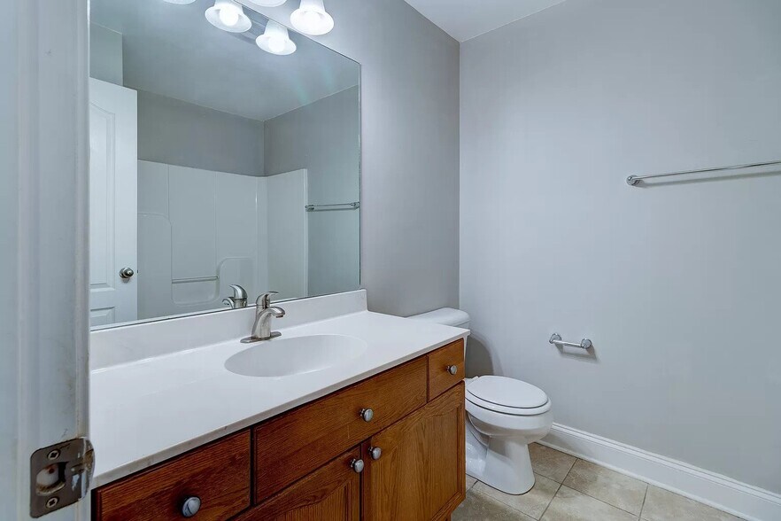 Building Photo - 2608 Nashboro Blvd