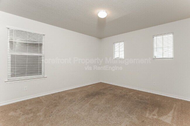 Building Photo - 2935 Thackery Groove