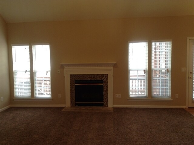 Building Photo - 152 Easy St