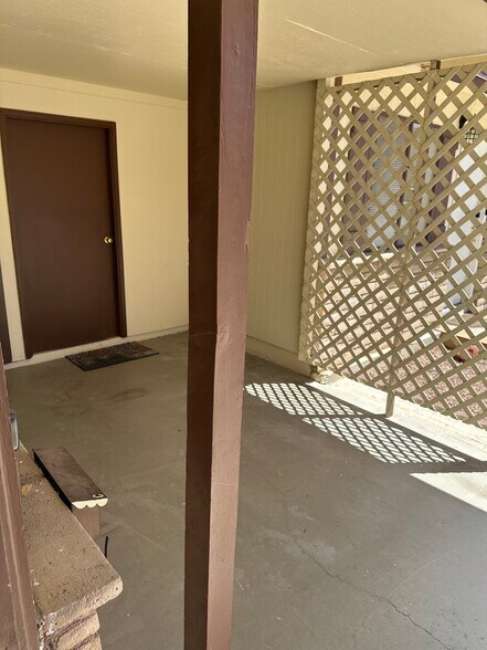 Covered secluded porch for chairs and table - 862 Del Rey Dr