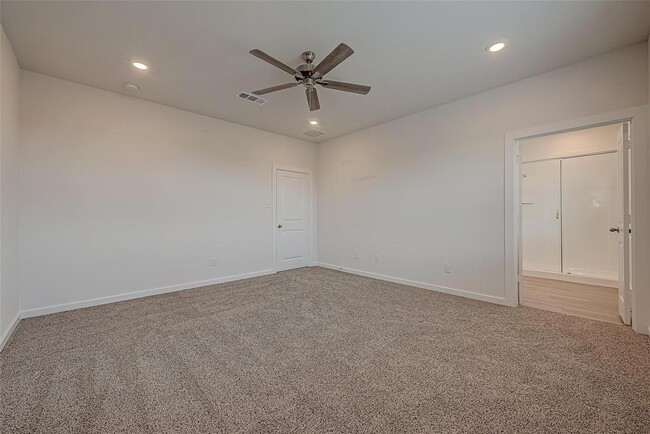Building Photo - 17110 Pentland Hls Wy