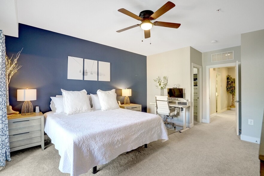 Master Bedroom - 2209 Richmond Hwy