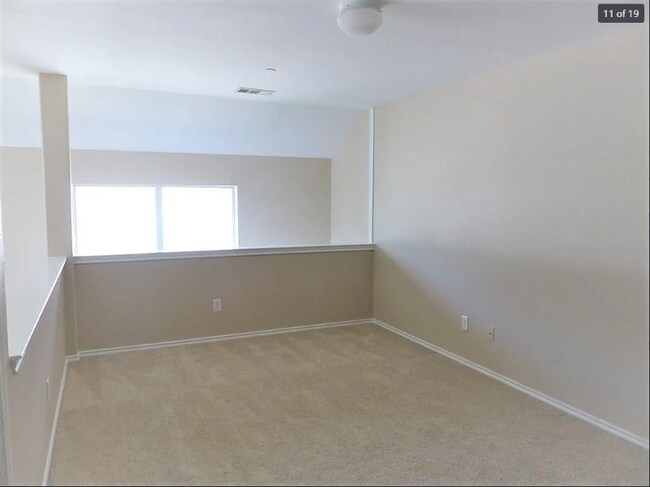 Building Photo - 5405 Crimson Oaks Dr