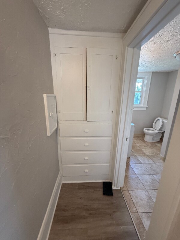 Building Photo - 1299 Sunrise Dr