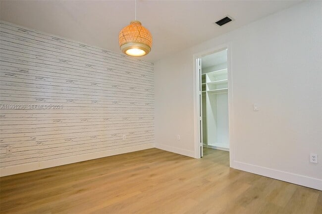 Building Photo - 8800 NW 98th Ct