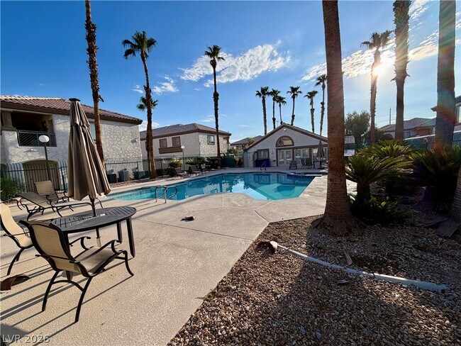 Building Photo - 6804 Indian Chief Dr