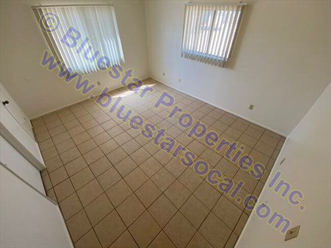 Building Photo - GREAT LOCATION!! Property in HESPERIA CA!!...