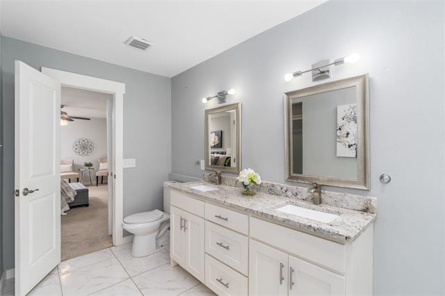 Building Photo - 12455 High Meadow Dr