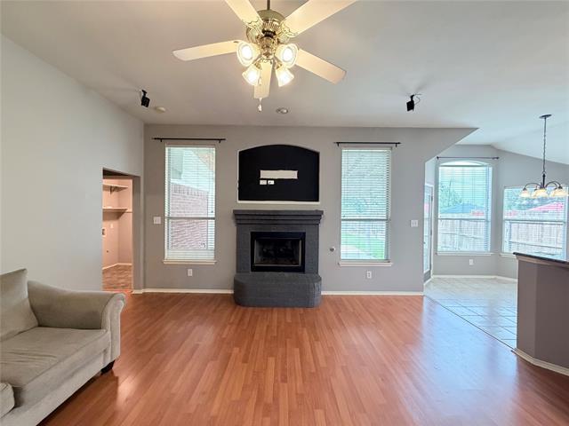 Building Photo - 301 Mimosa Dr