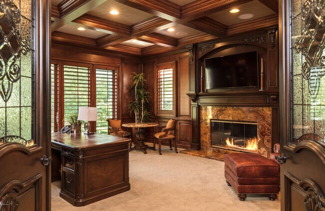 Building Photo - 2705 Elderoak Rd