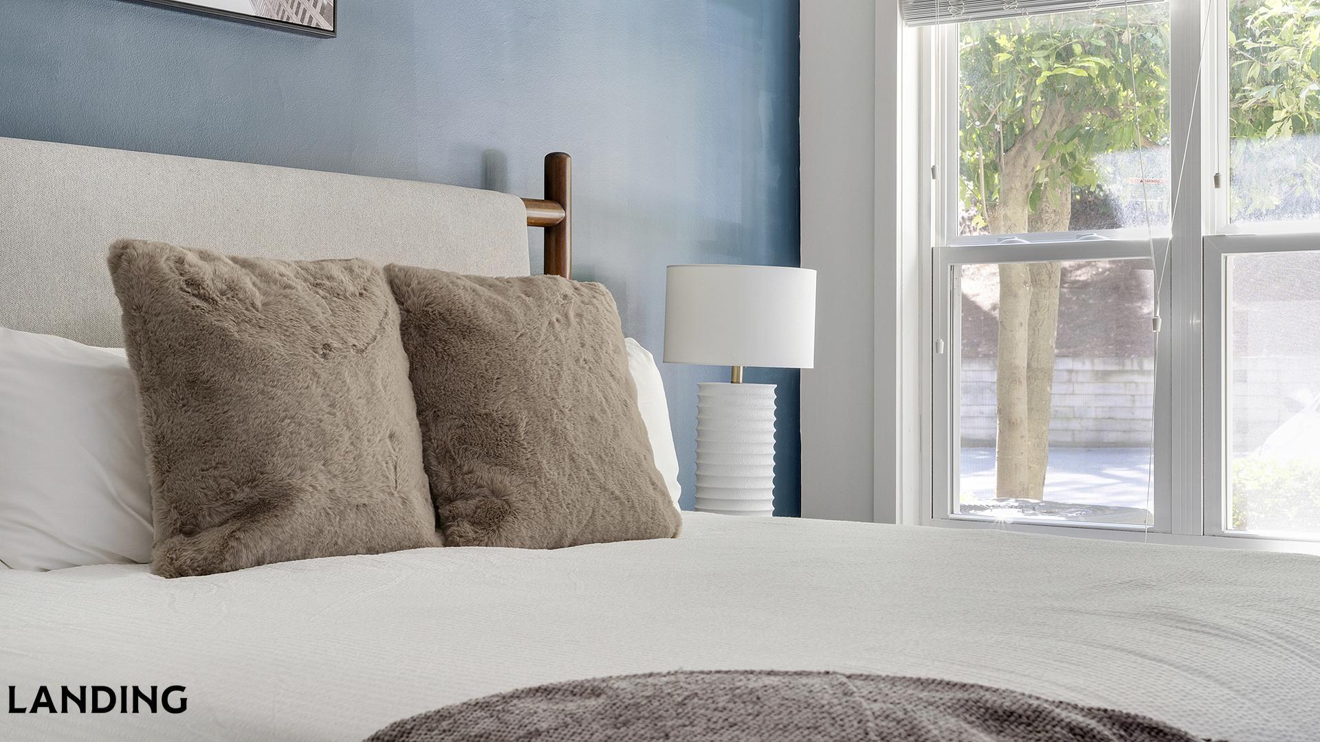 Building Photo - 2745 Holcomb Bridge Rd