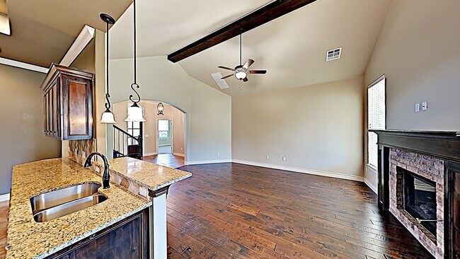 Building Photo - Luxury 4 Bedroom 2.5 Bathroom Home in Deer Creek Schools with a Bonus Room (Gated Community)