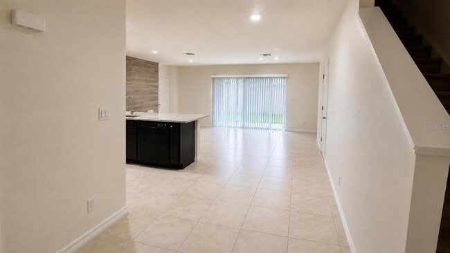 Building Photo - 9040 Pinales Wy