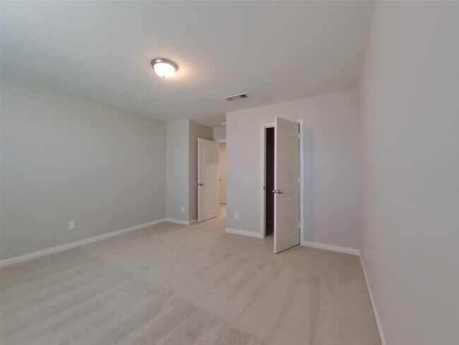 Building Photo - 216 Elm Patch Dr