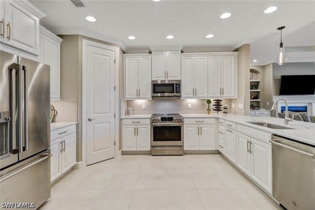 Building Photo - 9653 Montelanico Loop