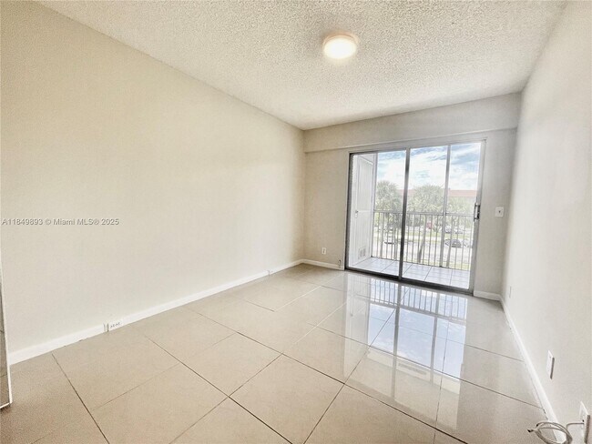 Building Photo - 150 SW 134th Way