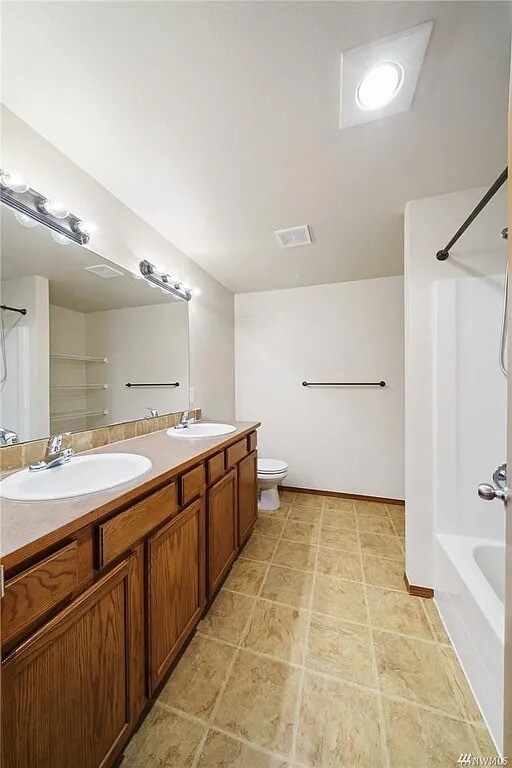 Building Photo - 11701 9th Avenue Ct E