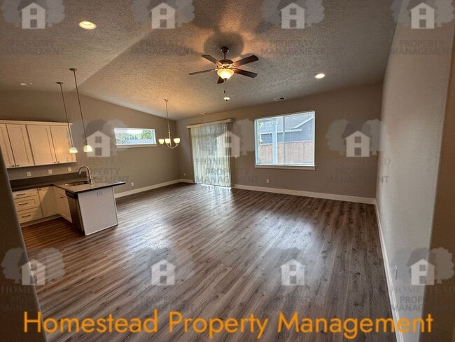 Building Photo - Happy Holidays from Homestead! Get 50% off one month of rent!