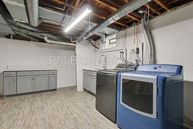 Building Photo - 3942 Hemphill Way