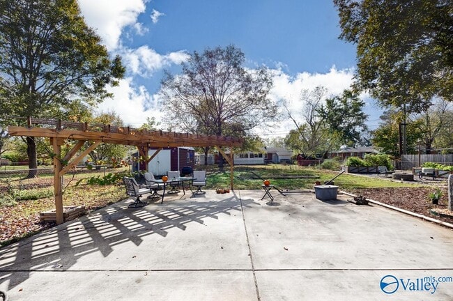 Building Photo - 4315 Horace Dr NW