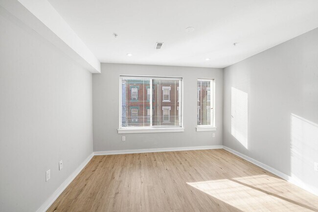 Building Photo - 1725 N 25th St